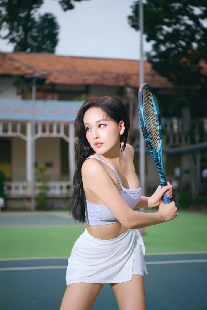 Mai Phương Thúy bikini 14