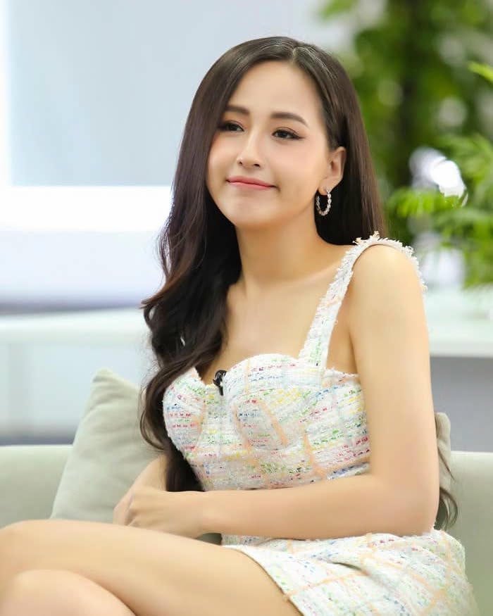 Mai Phương Thúy bikini 26