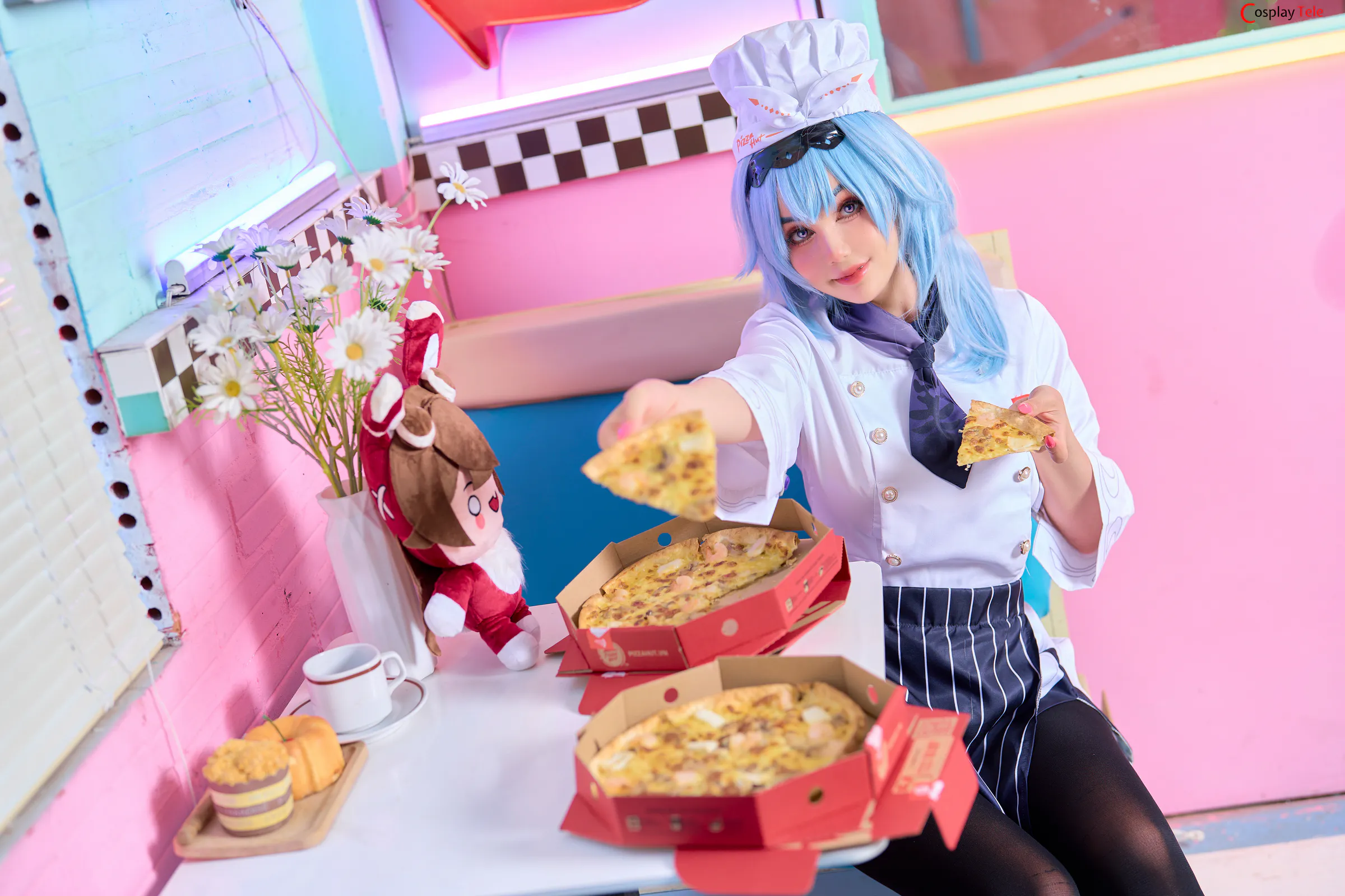 Joyce cosplay Eula Pizza 5