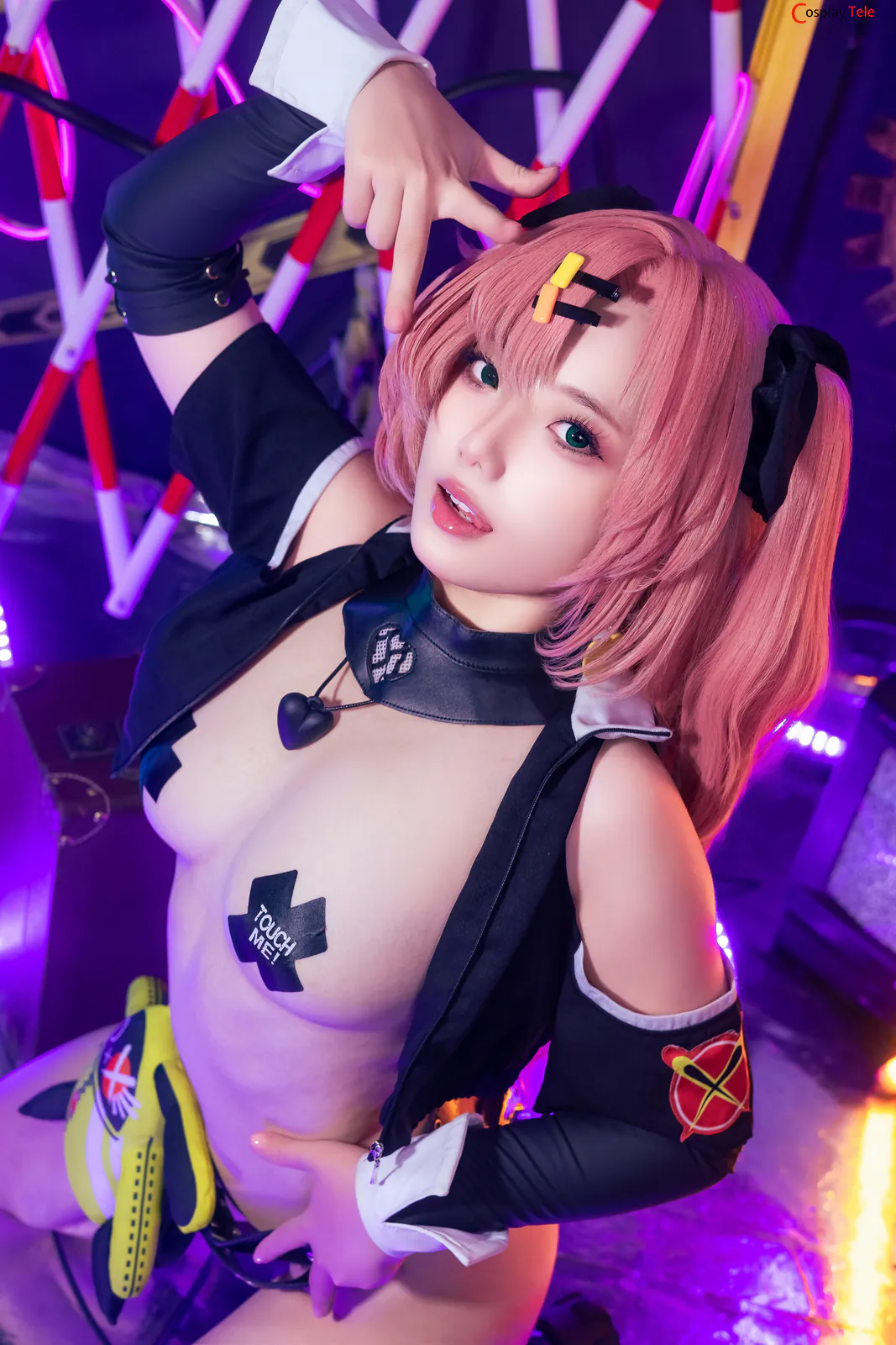 Messie Huang cosplay Nicole Demara 31