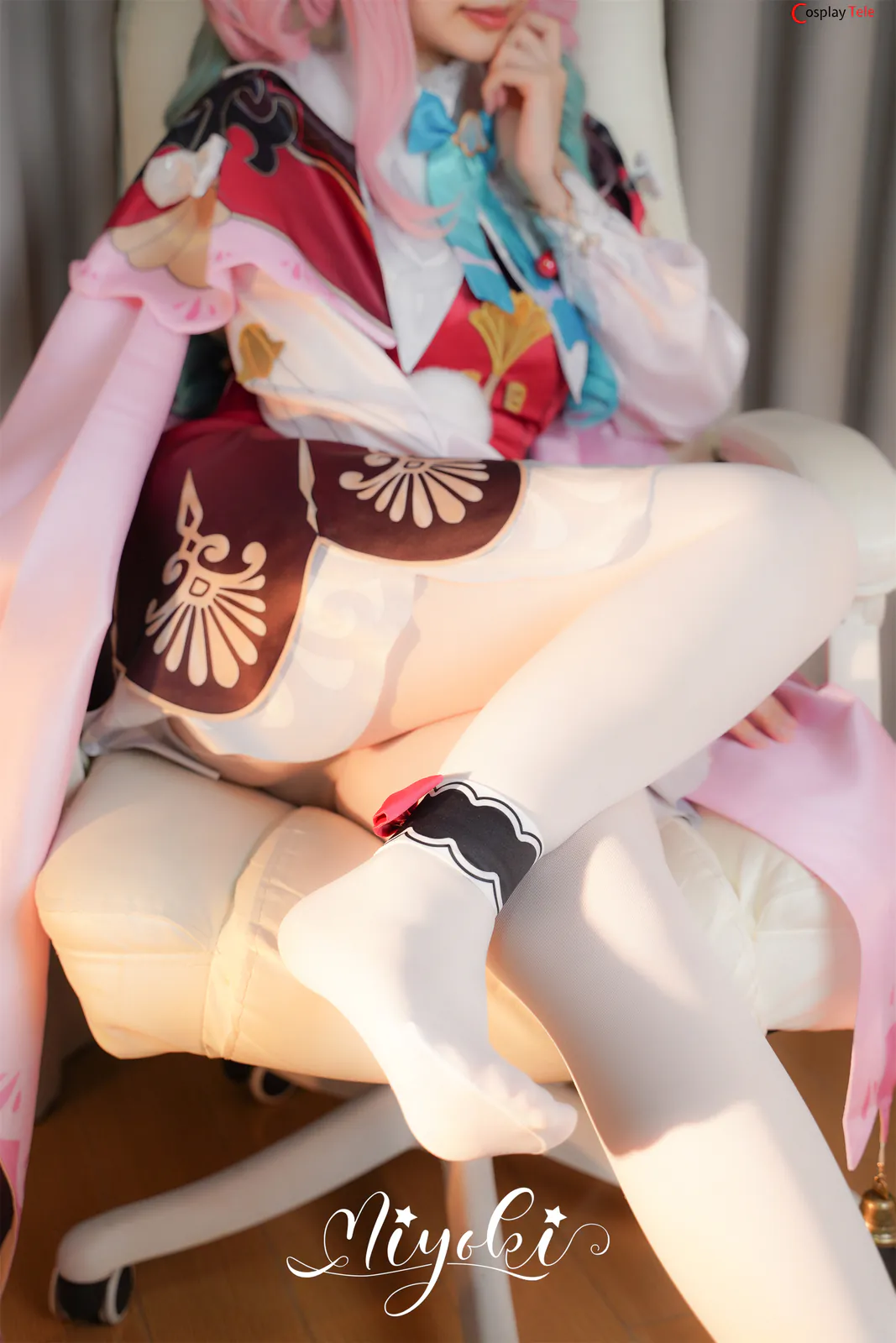 Misaki Suzuki cosplay Hyacine 19