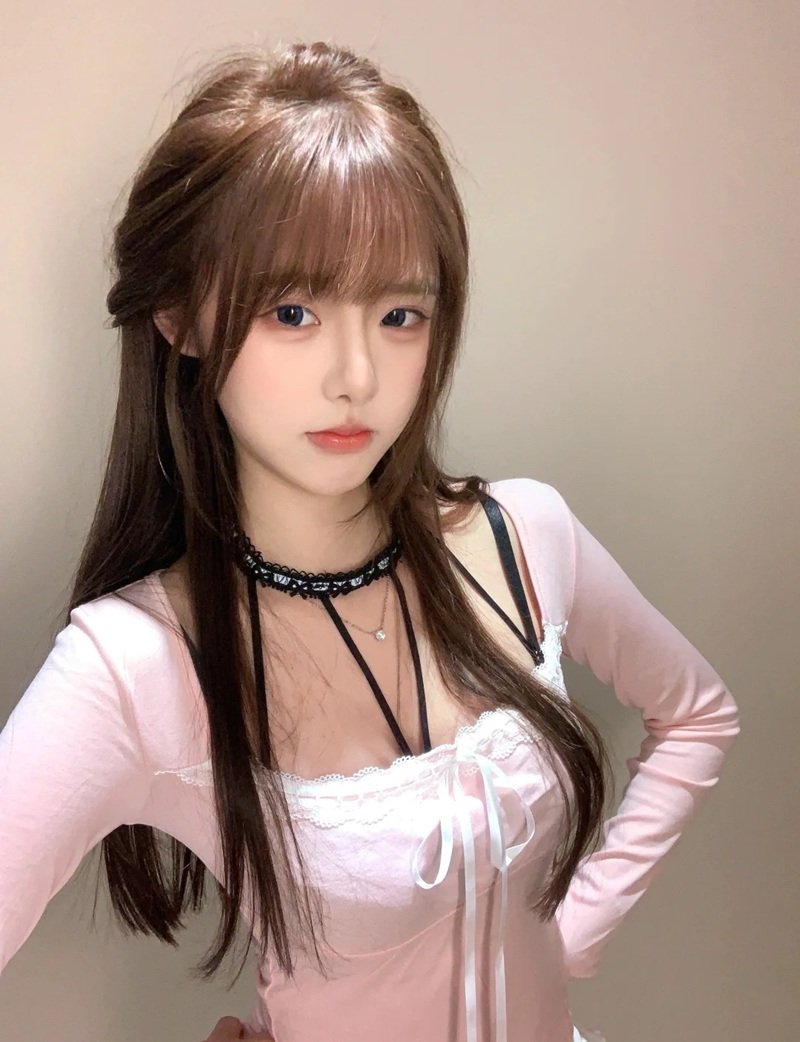 gái xinh mặc váy 24