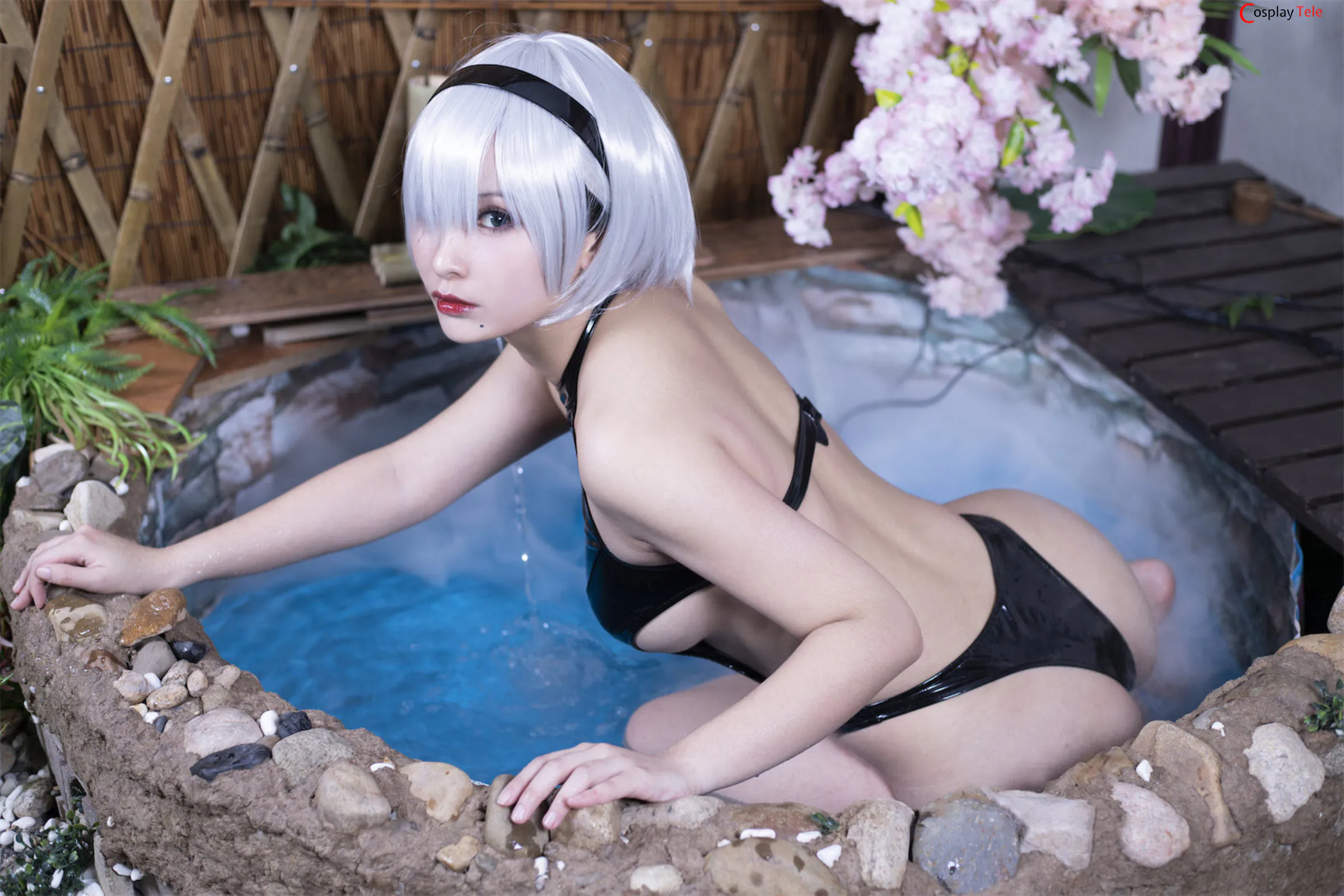 LoLiSAMA cosplay 2B Swimming 24
