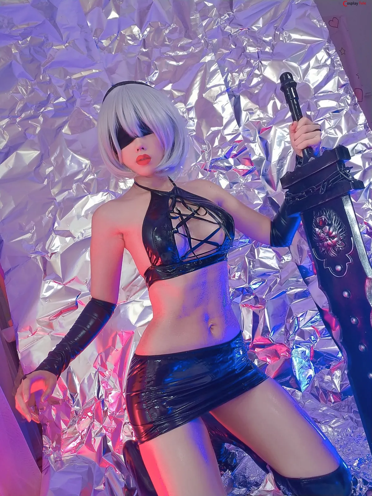TiTi cosplay 2B 3